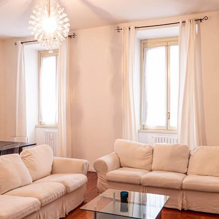 Appartamento Superhouse Piazza Duomo Area Милано Екстериор снимка
